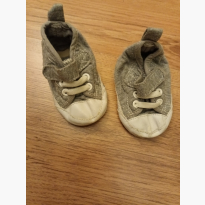 Baby cipő